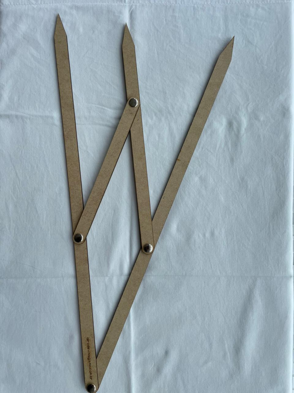 FERRAMENTA VISAGISTA - RÉGUA DE PROPORÇÃO AUREA MDF